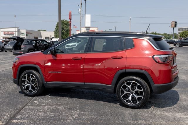 2025 Jeep Compass Limited - Photo 9