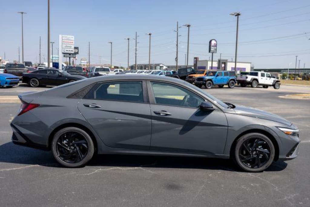 New 2026 Hyundai Elantra SEL Sport Sedan