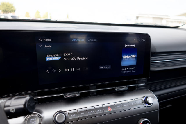 Used 2024 Hyundai Kona SE SUV