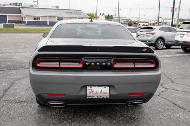 2023 Dodge Challenger SXT - Photo 11