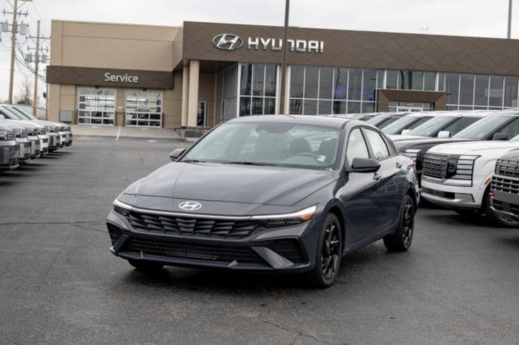 New 2026 Hyundai Elantra SEL Sport Sedan