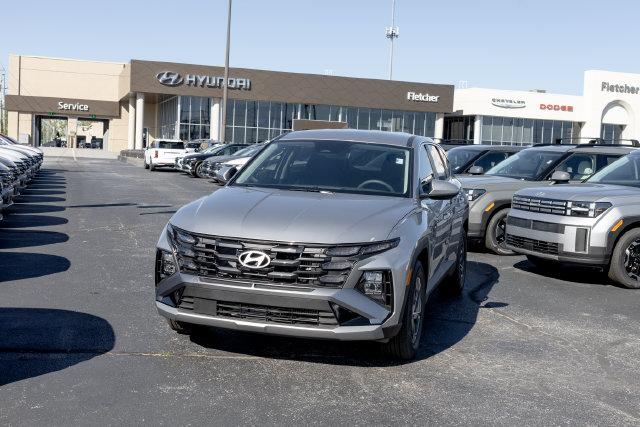 New 2026 Hyundai Tucson Hybrid SE SUV