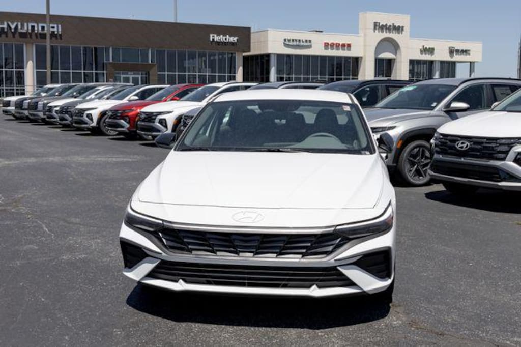 New 2026 Hyundai Elantra SEL Sport Sedan