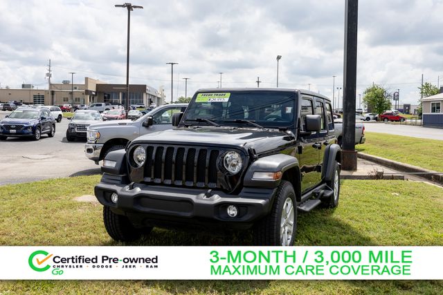 2022 Jeep Wrangler Sport S's photo