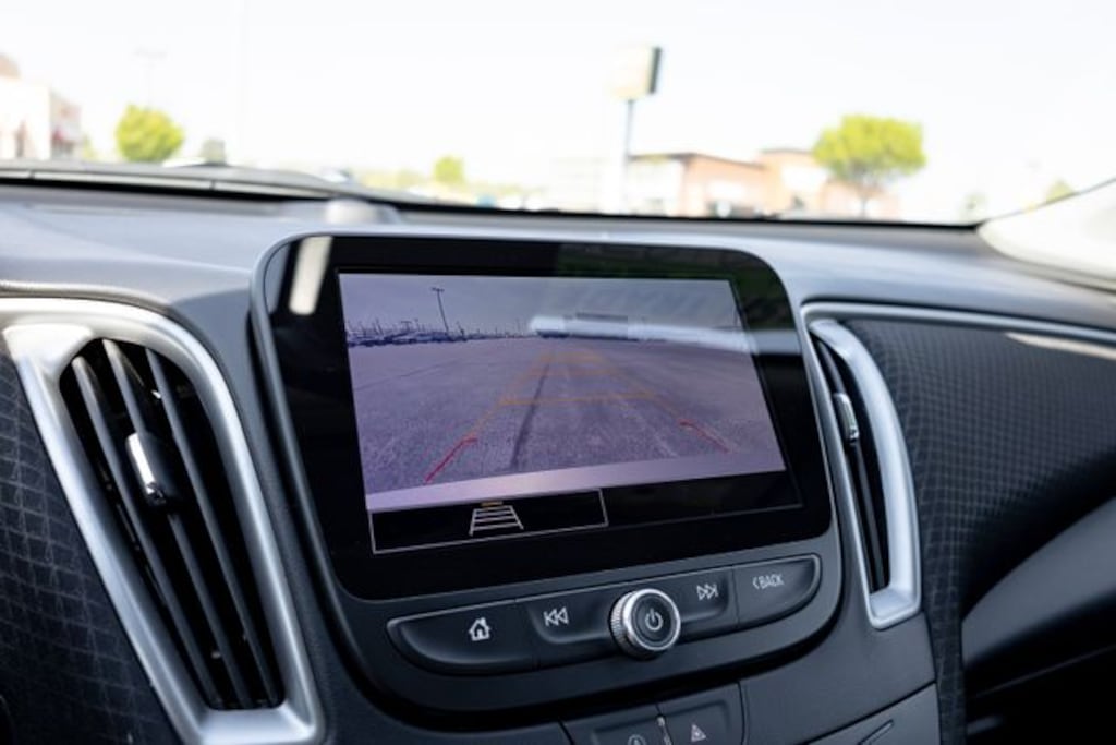 Used 2025 Chevrolet Malibu LT Sedan