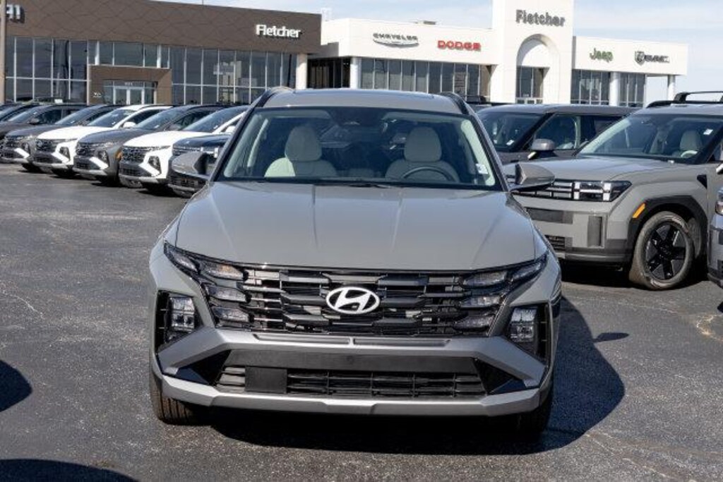 New 2026 Hyundai Tucson SEL Premium FWD SUV