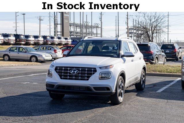 2026 Hyundai Venue SEL's photo