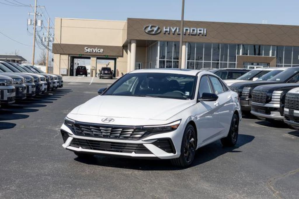 New 2026 Hyundai Elantra SEL Sport Premium Sedan