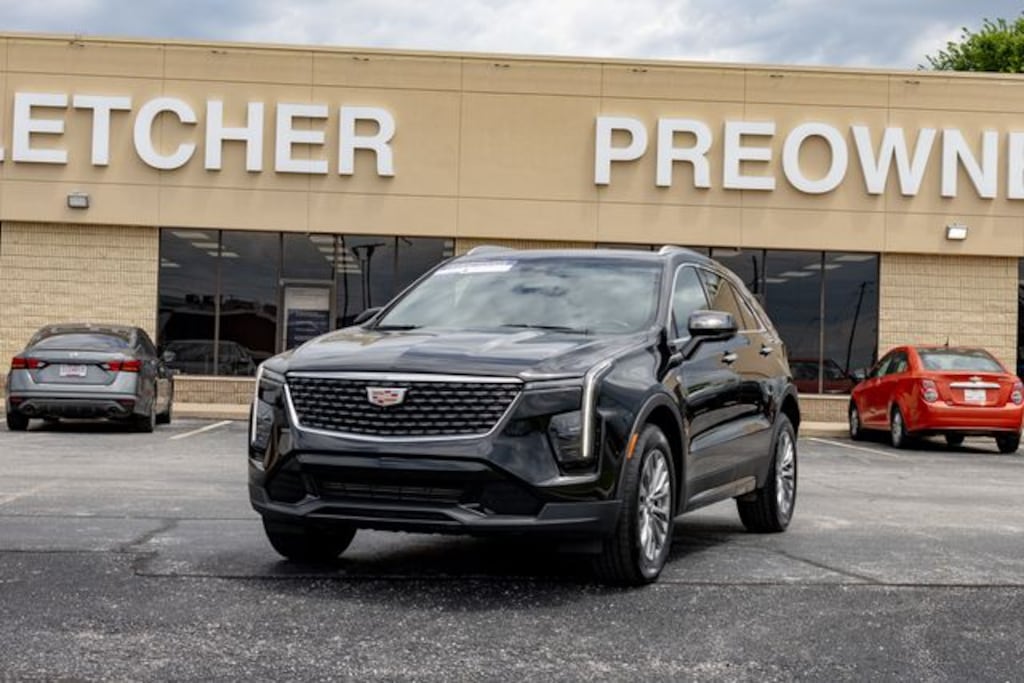 Used 2025 CADILLAC XT4 Premium Luxury SUV