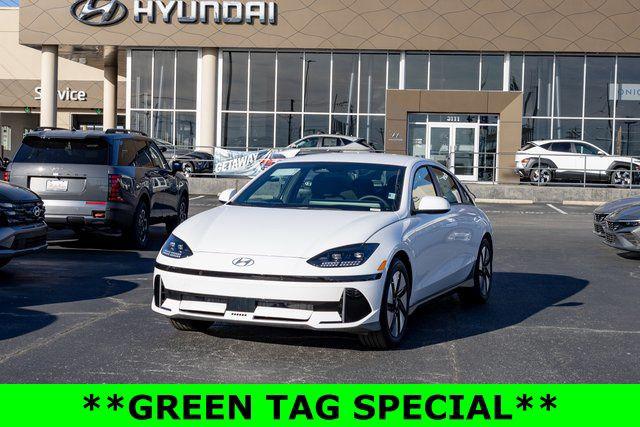 2025 Hyundai Ioniq 6 SE RWD's photo
