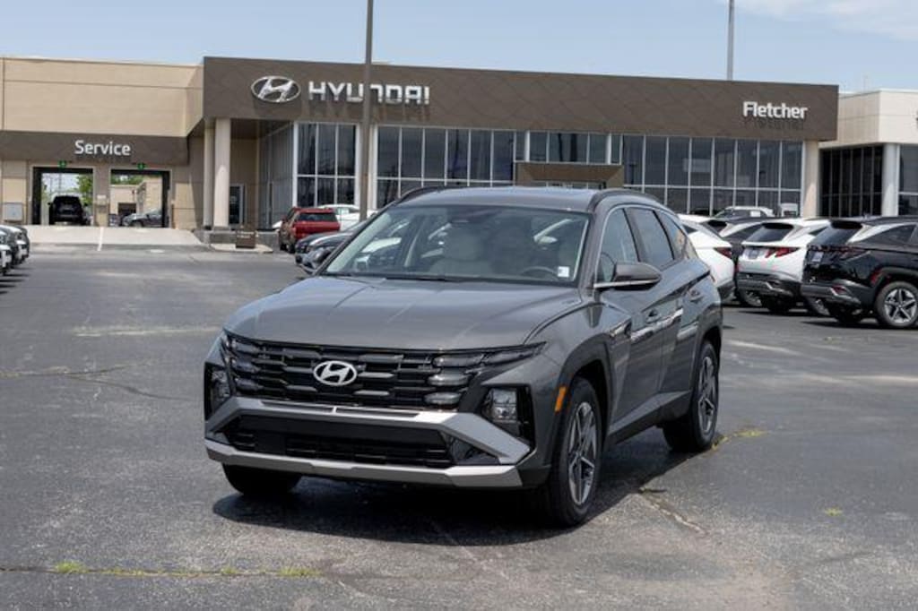 New 2026 Hyundai Tucson SEL Premium FWD SUV