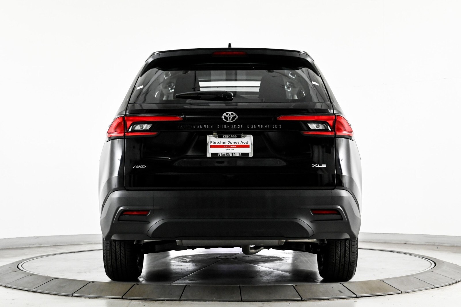 2024 Toyota Grand Highlander XLE photo 3
