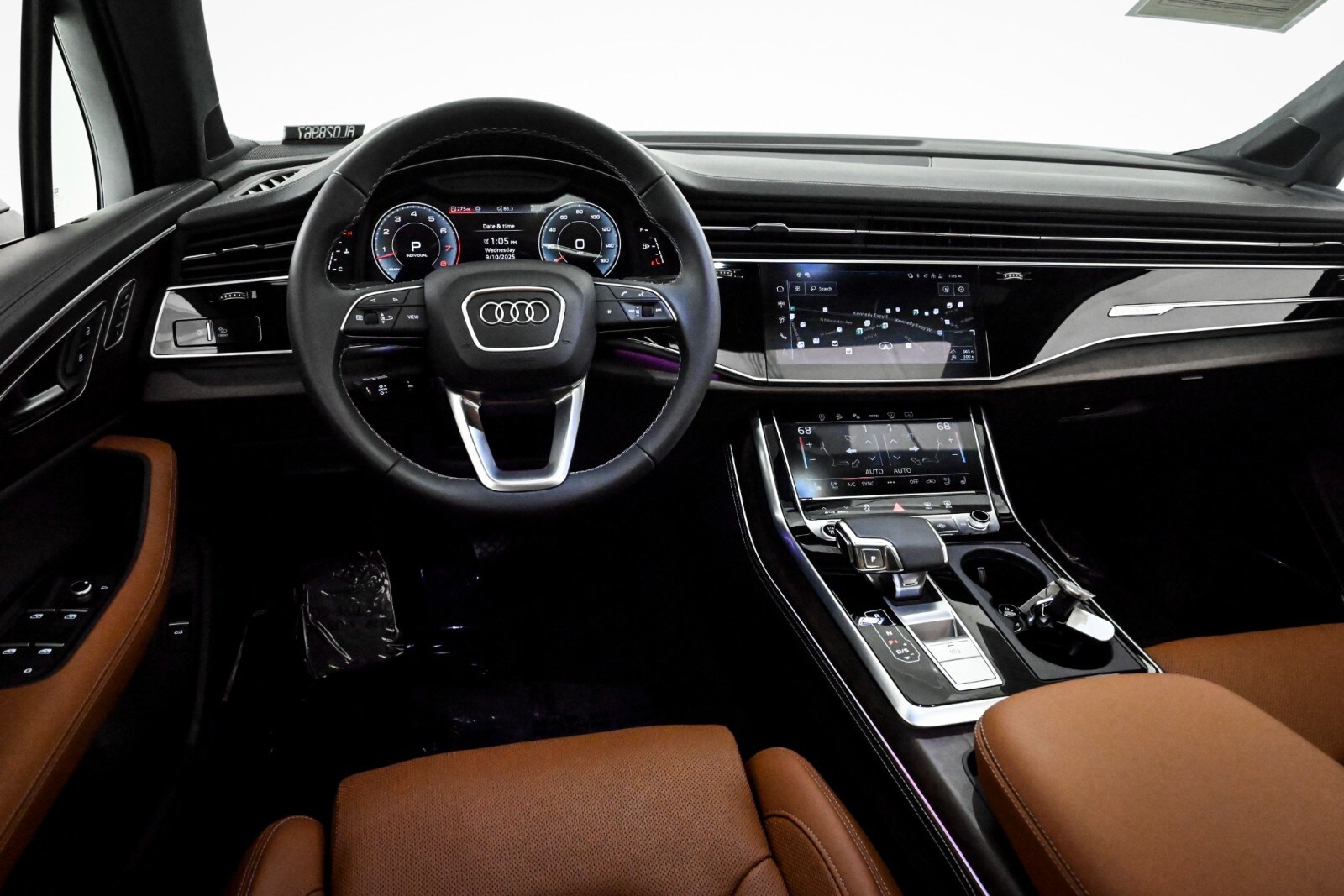 2025 Audi Q7 55 Prestige photo 4