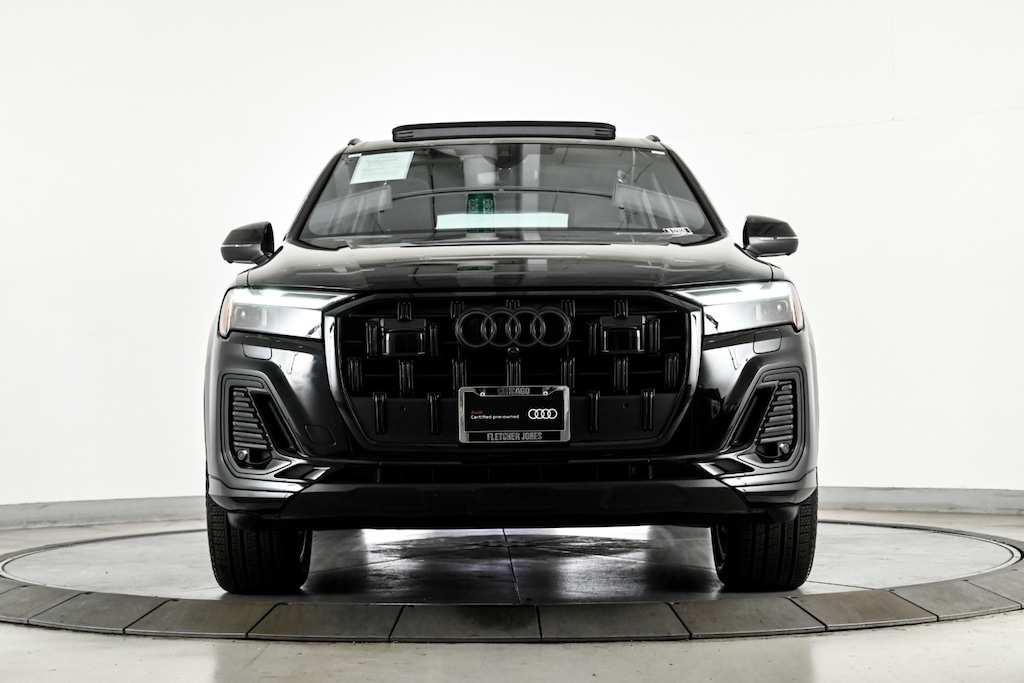 Certified 2025 Audi Q7 Certified Premium Plus/ Black Optic/ Executive/ To SUV