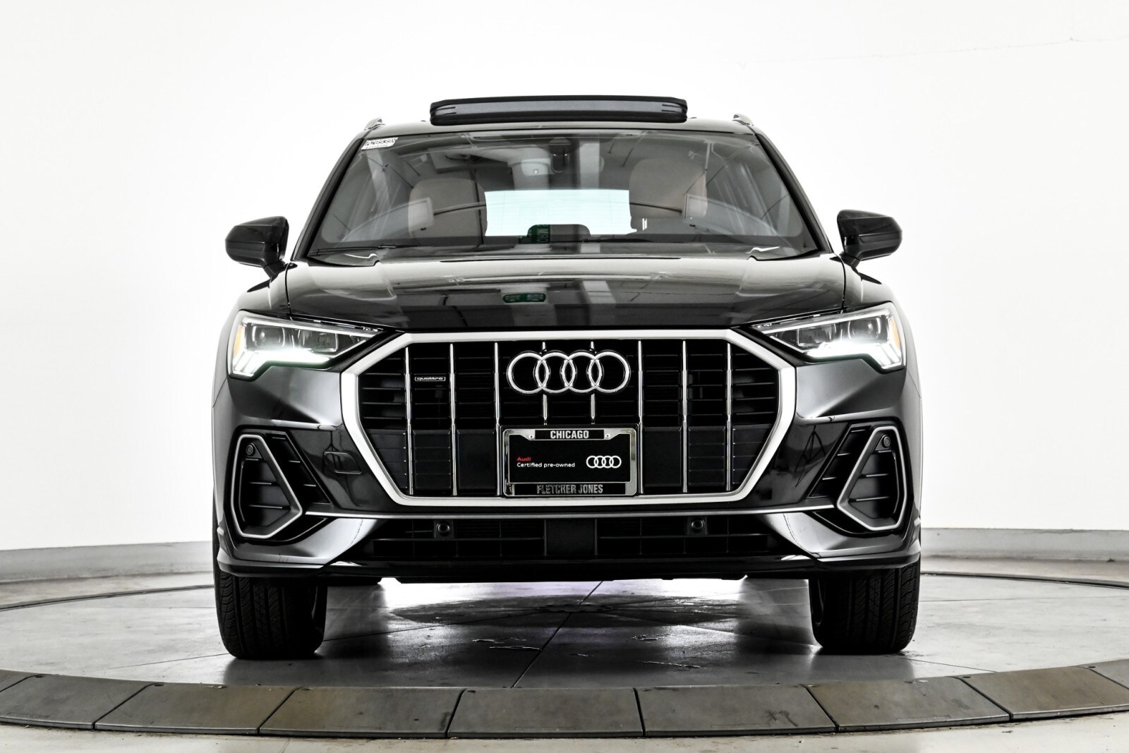 2025 Audi Q3 45 TFSI S line Premium photo 2