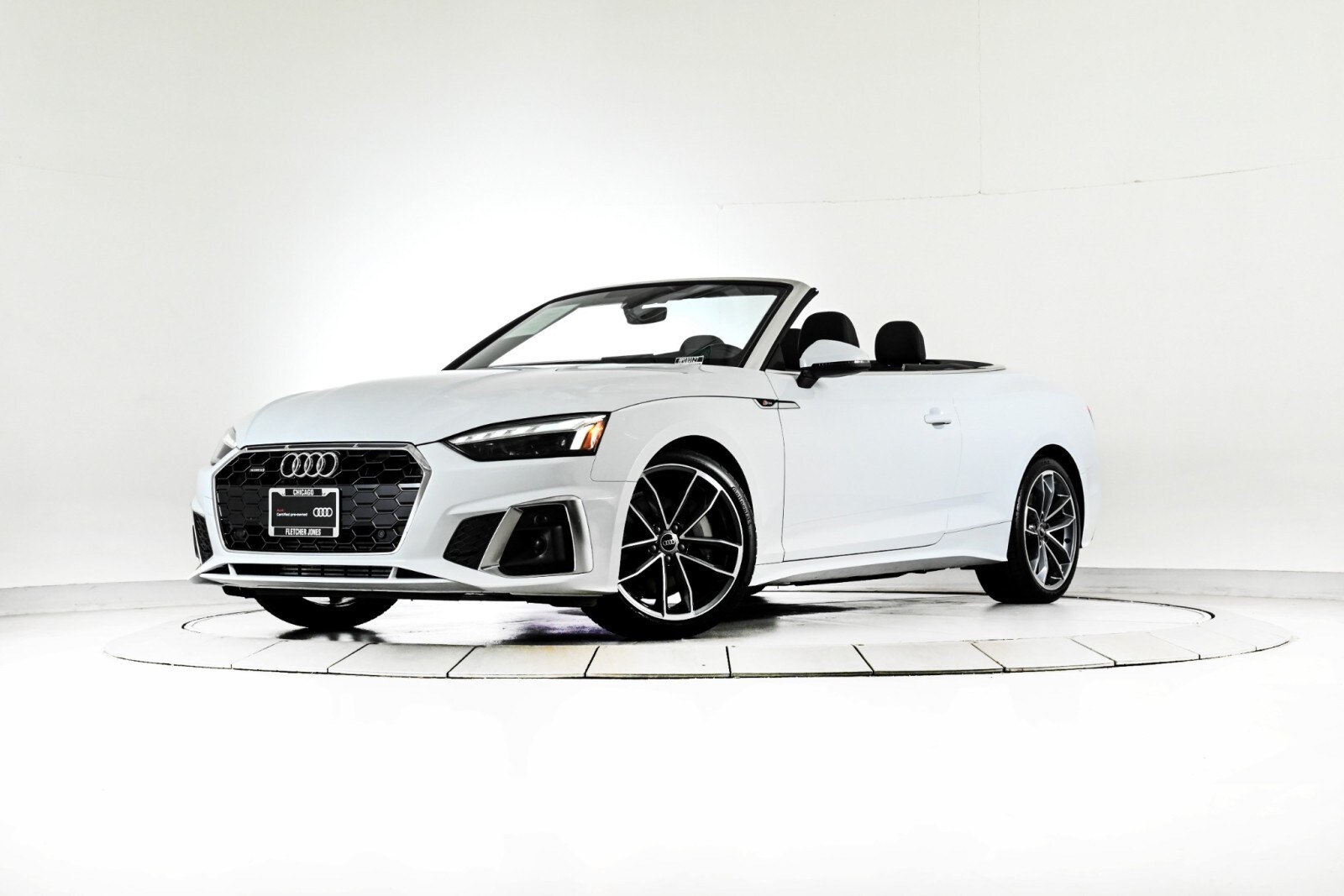 2024 Audi A5 45 S line Premium Cabriolet photo 2