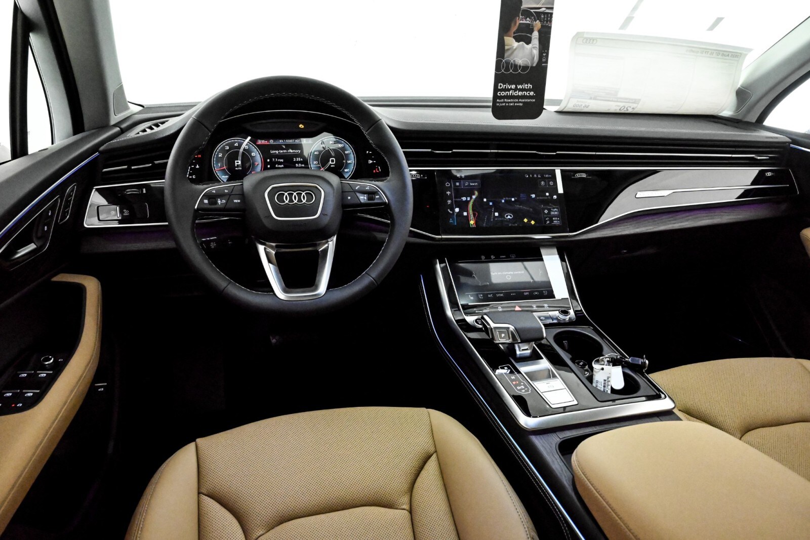 2025 Audi Q7 55 Premium Plus photo 4