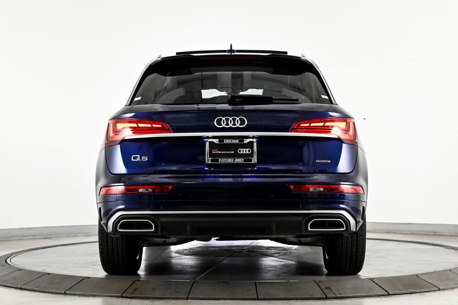 2025 Audi Q5 45 S line Prestige photo 3