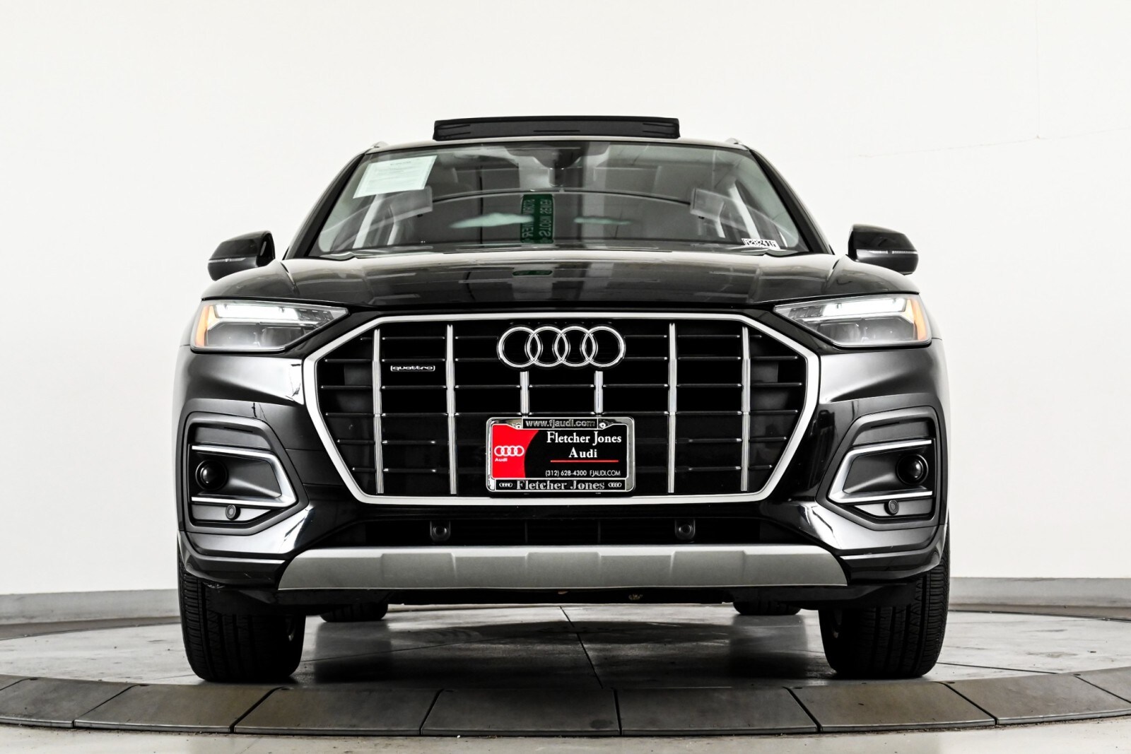 Used 2021 Audi Q5 Premium with VIN WA1AAAFY0M2009077 for sale in Chicago, IL