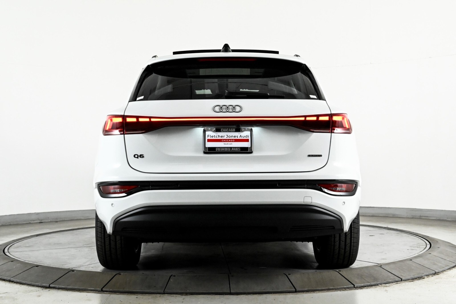 2025 Audi Q6 E-tron Premium photo 3