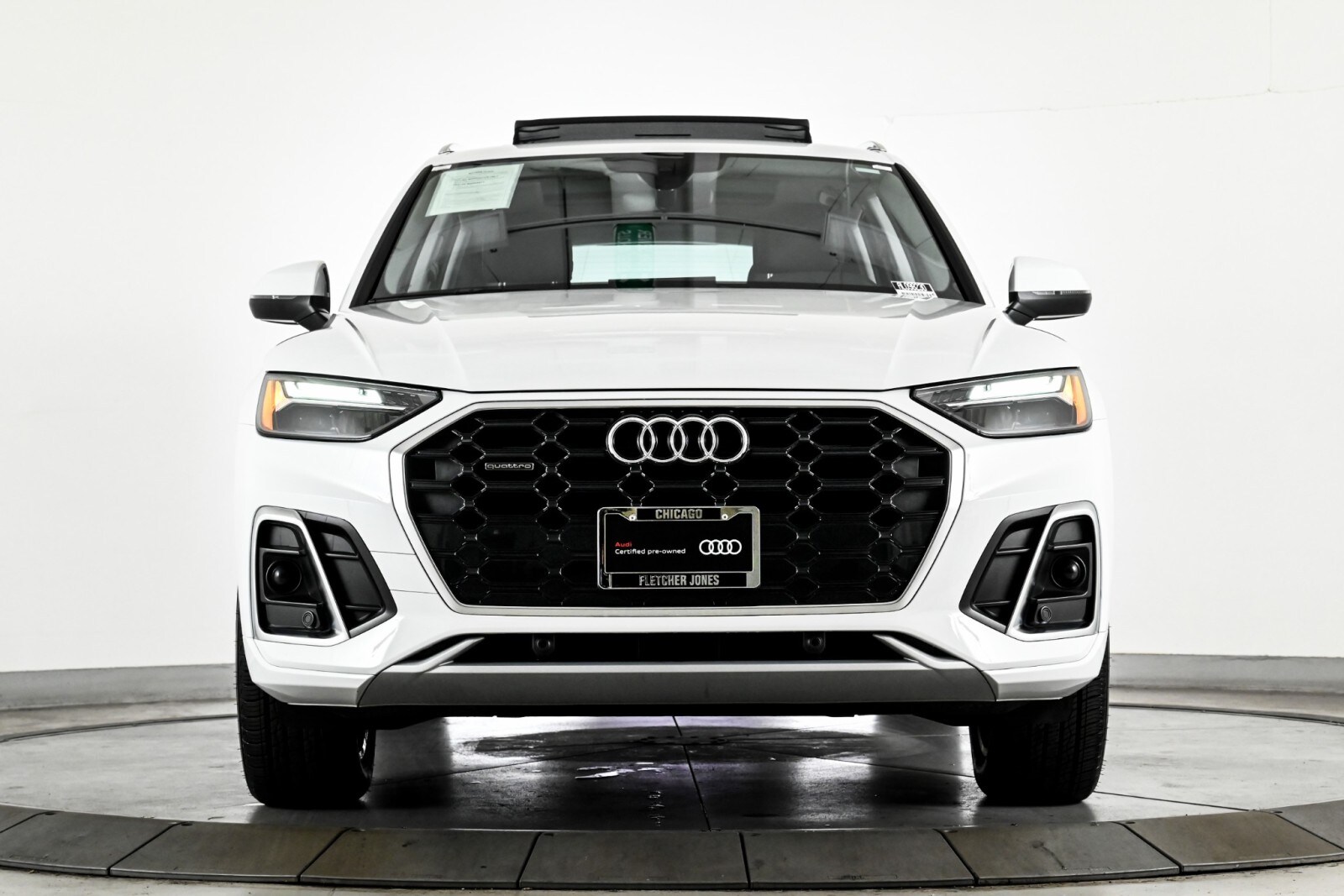 2024 Audi Q5 45 S line Premium photo 2