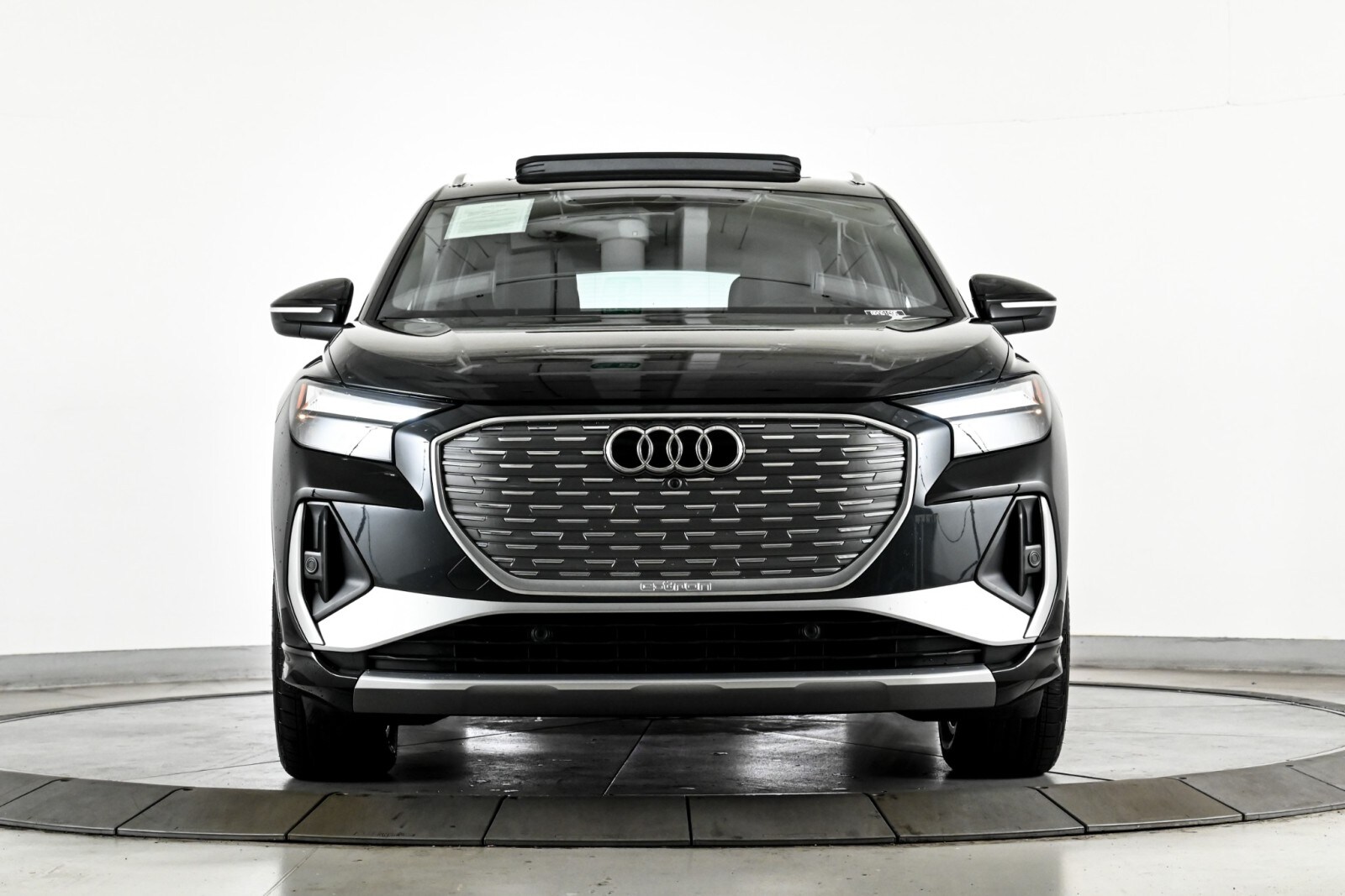 2024 Audi Q4 50 55 E-tron Premium Plus photo 2