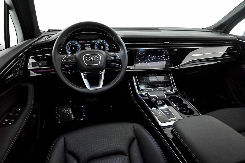 Certified 2025 Audi Q7 Certified Premium Plus/ Black Optic/ Executive/ To SUV