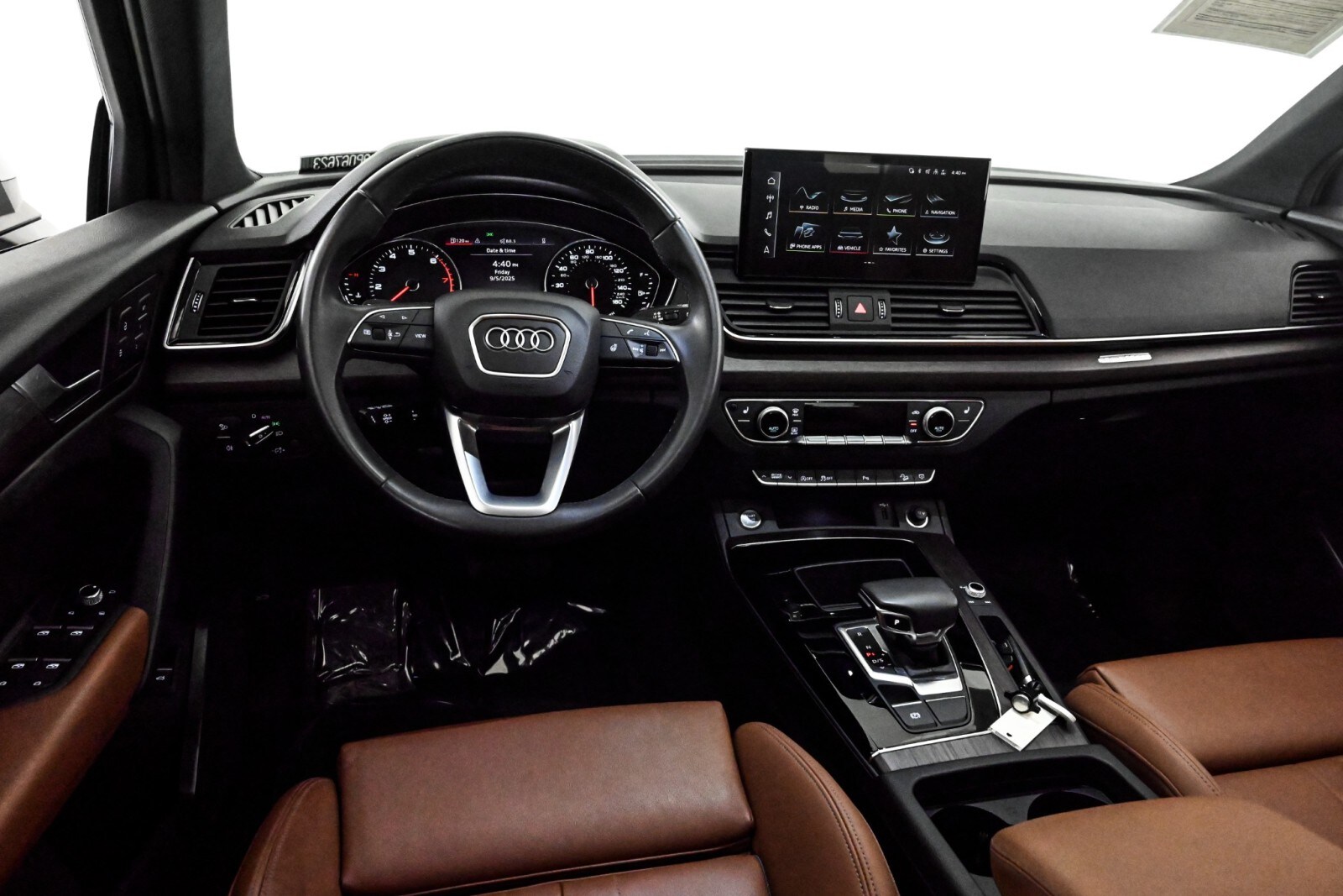 2023 Audi Q5 Sportback 45 S line Premium photo 2