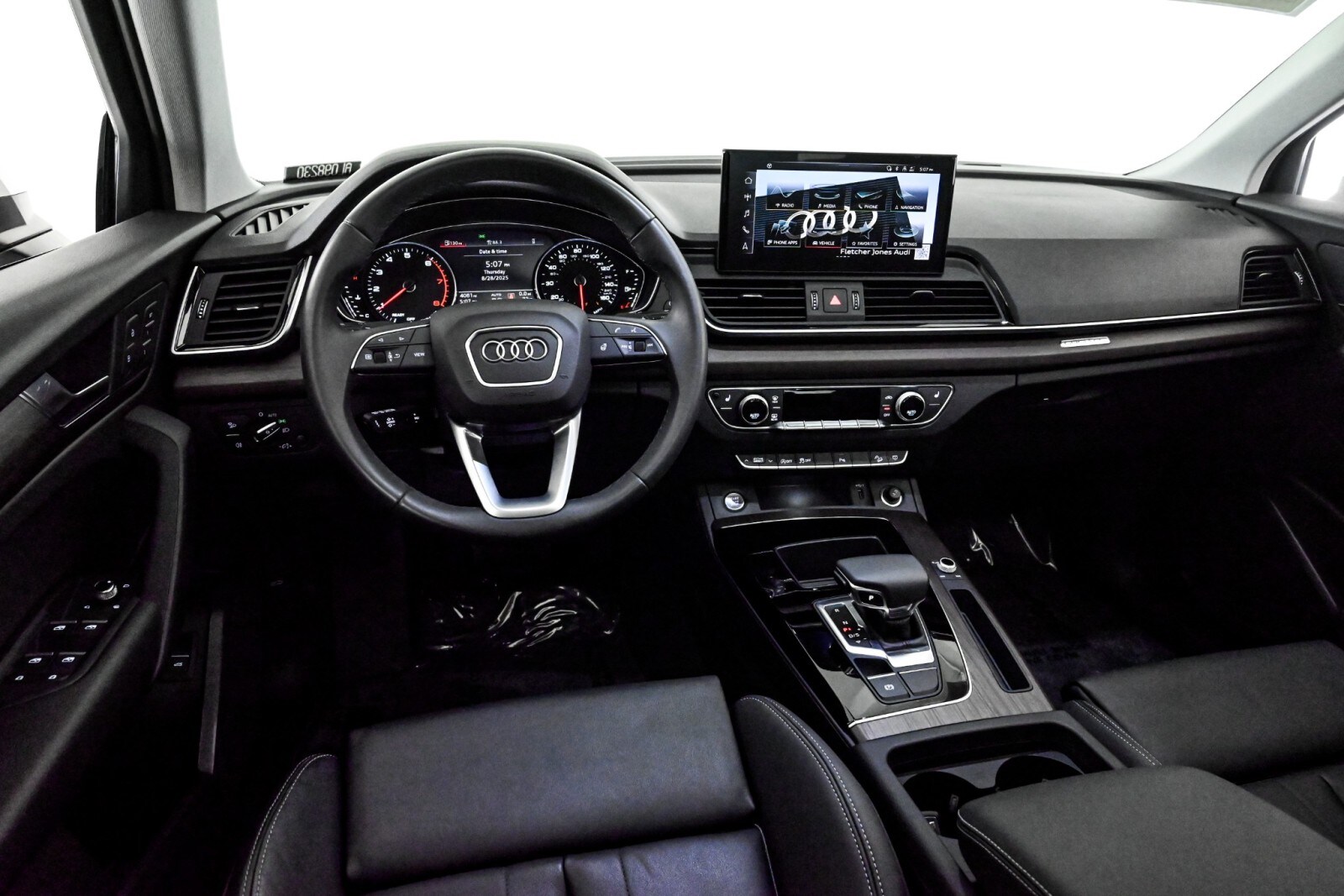 2024 Audi Q5 45 S line Premium photo 4