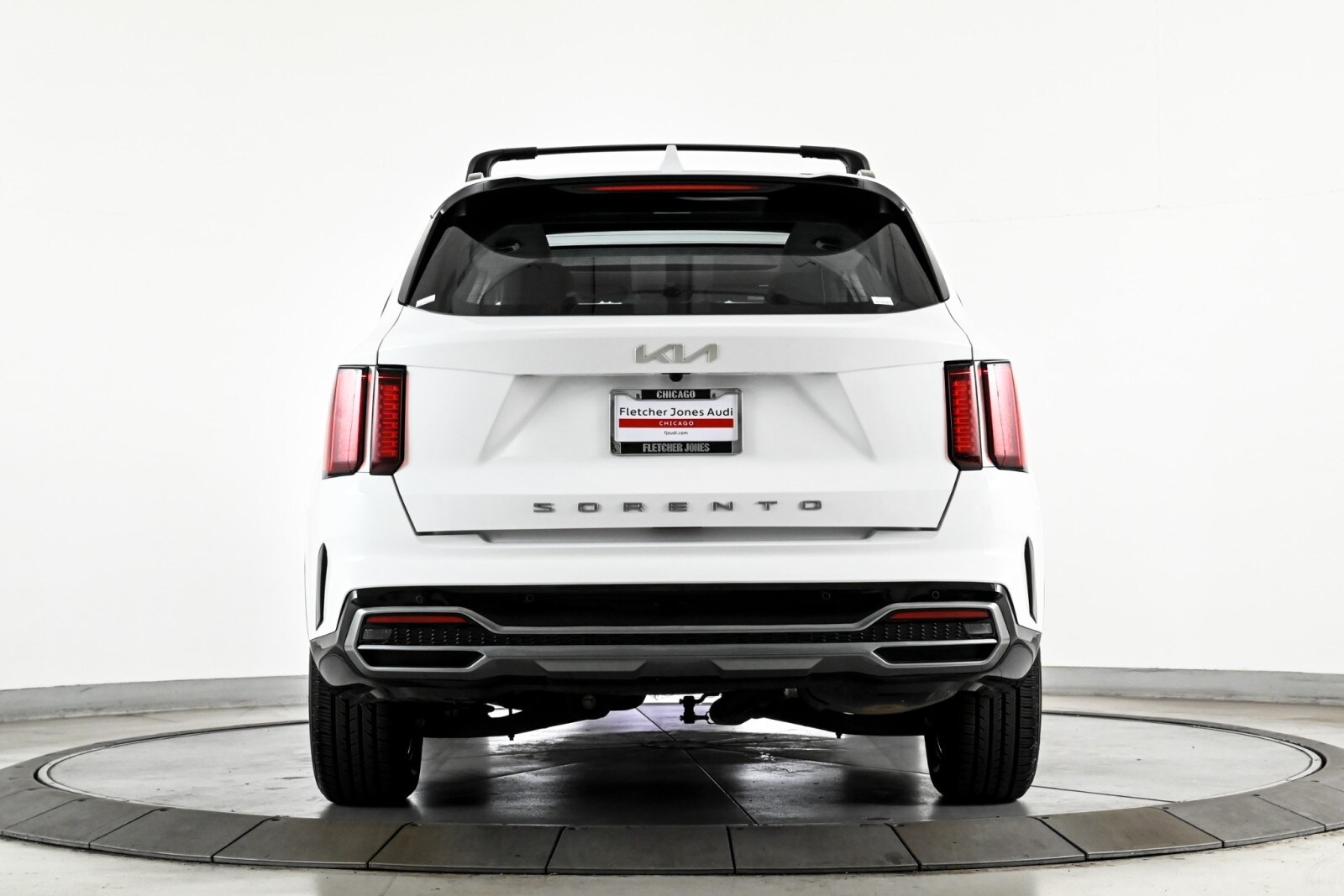 2022 Kia Sorento S photo 3