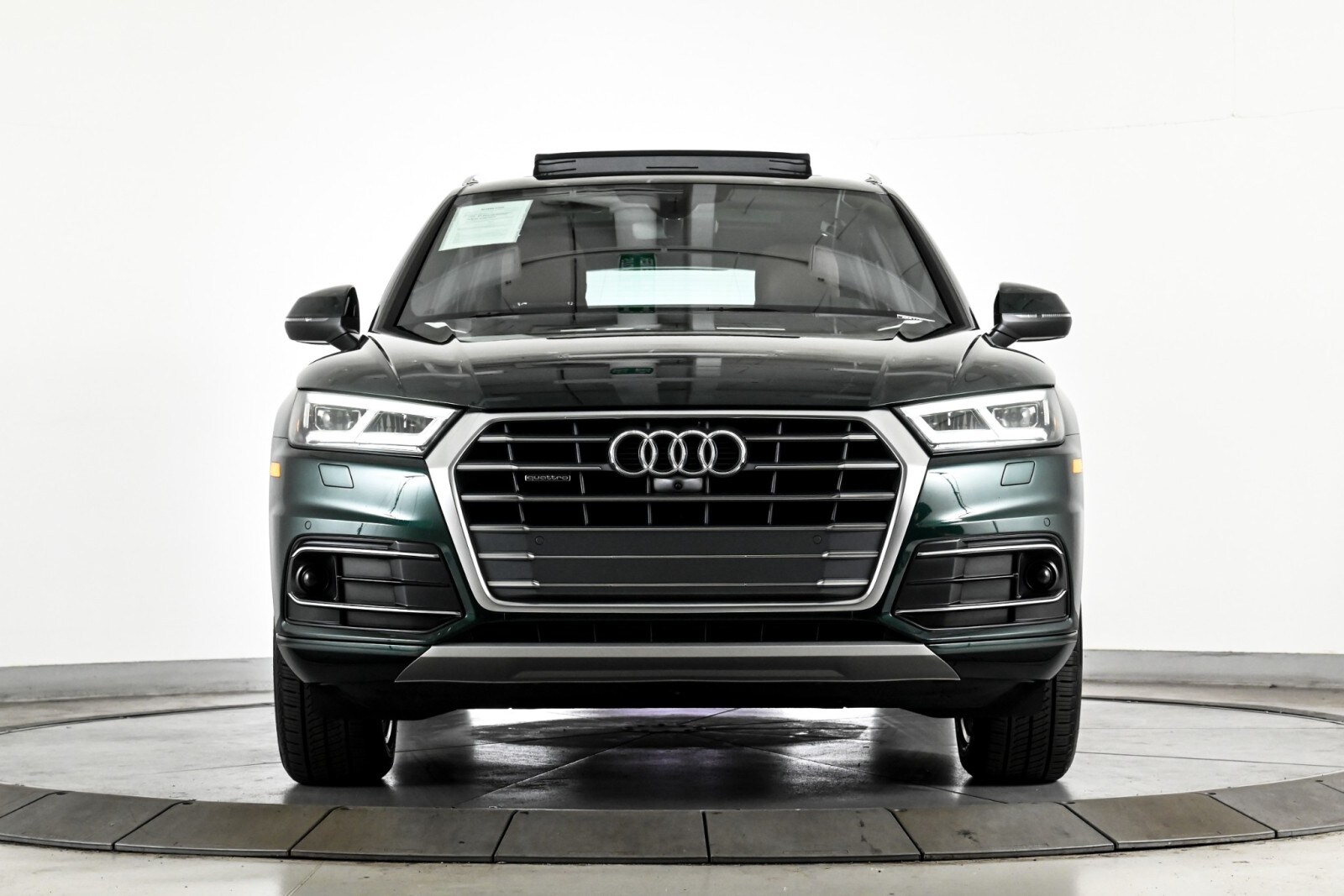 2019 Audi Q5 2.0T Prestige photo 2