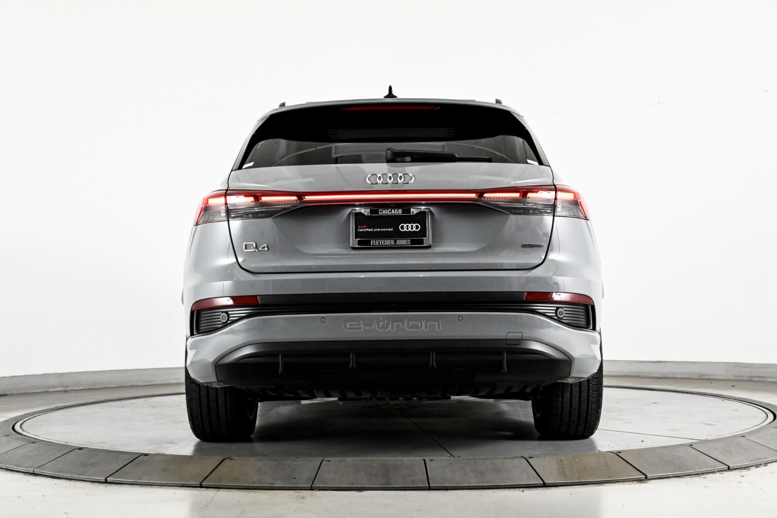 2024 Audi Q4 E-tron 55 Premium Plus photo 2