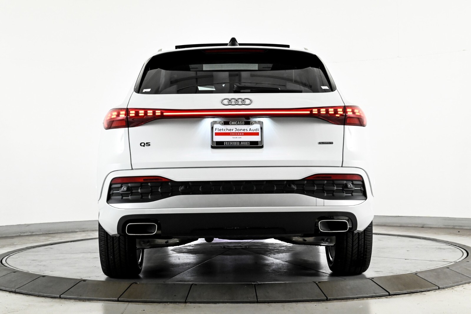 2025 Audi Q5 2.0T Premium Plus photo 2