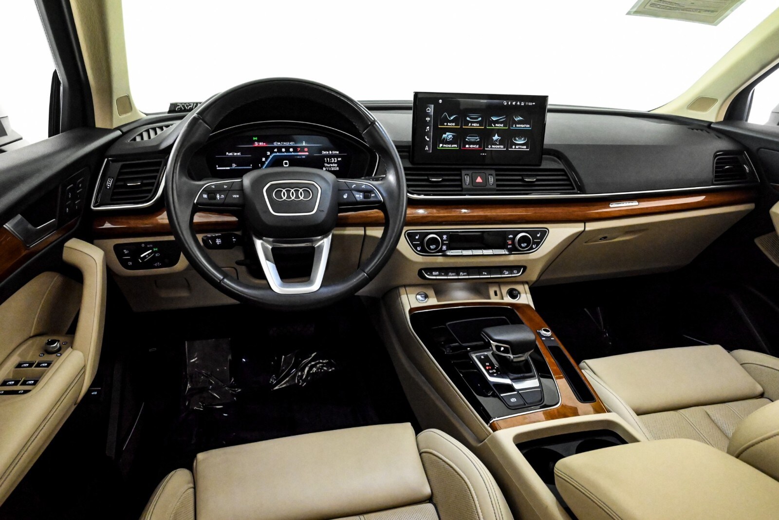 2023 Audi Q5 S line Premium Plus photo 2