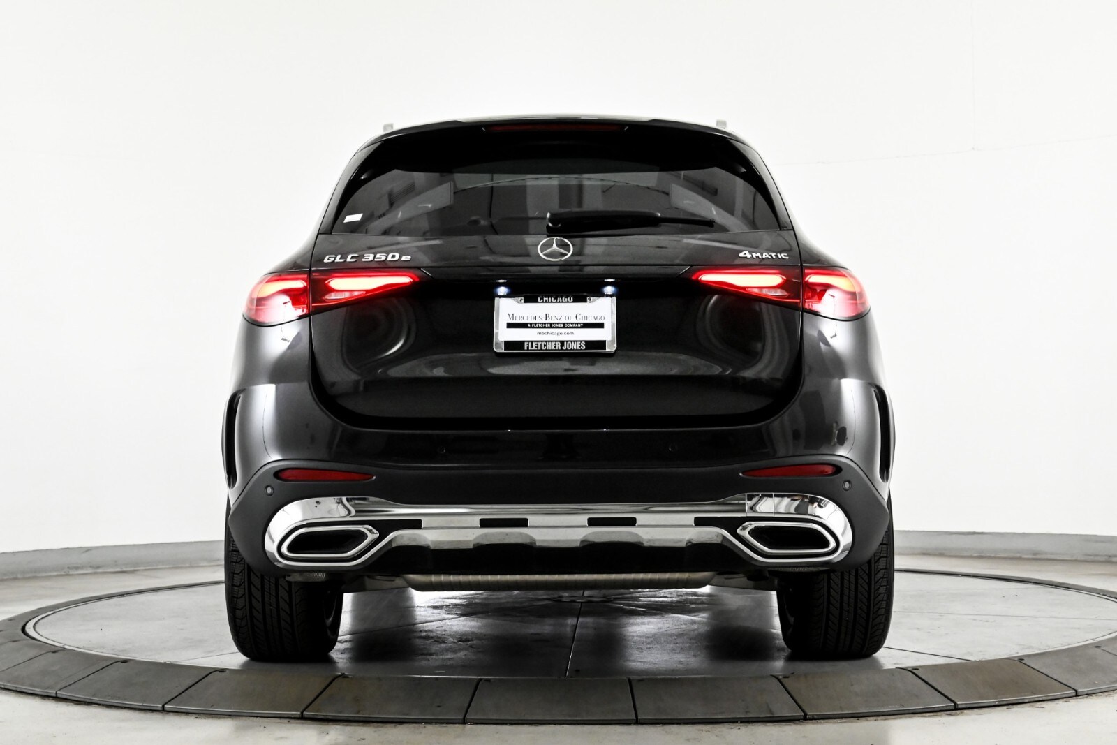 2025 Mercedes Benz GLC 350e 4MATIC photo 2
