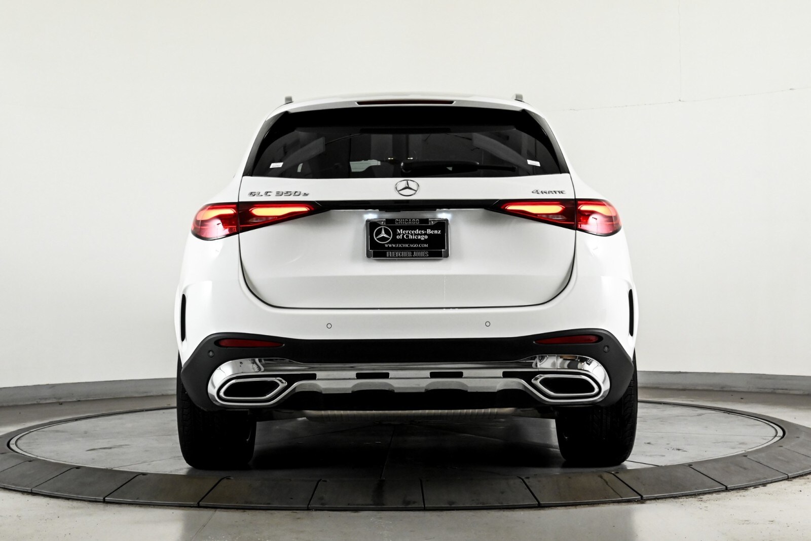 2025 Mercedes Benz GLC 350e 4MATIC photo 3