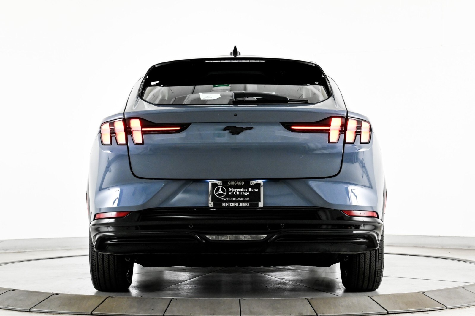 2023 Ford Mustang Mach-E Premium photo 3
