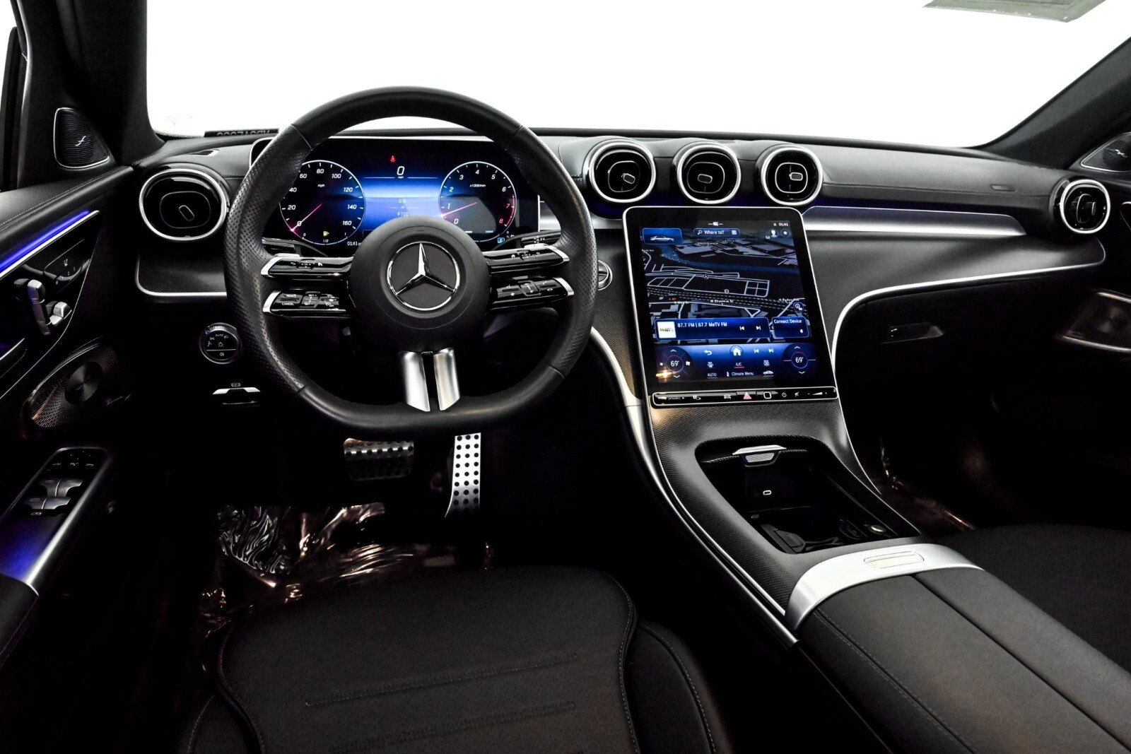 2024 Mercedes Benz C 300 4MATIC photo 3