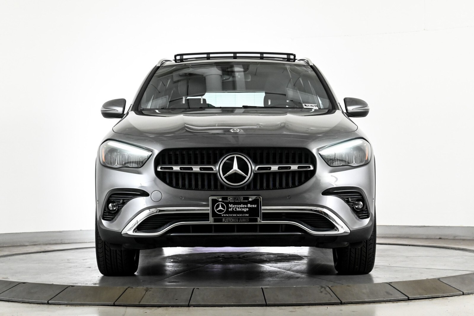 2025 Mercedes Benz GLA 250 4MATIC photo 2