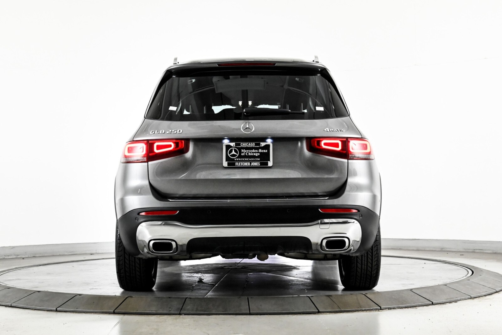 2022 Mercedes Benz GLB 250 4MATIC photo 3
