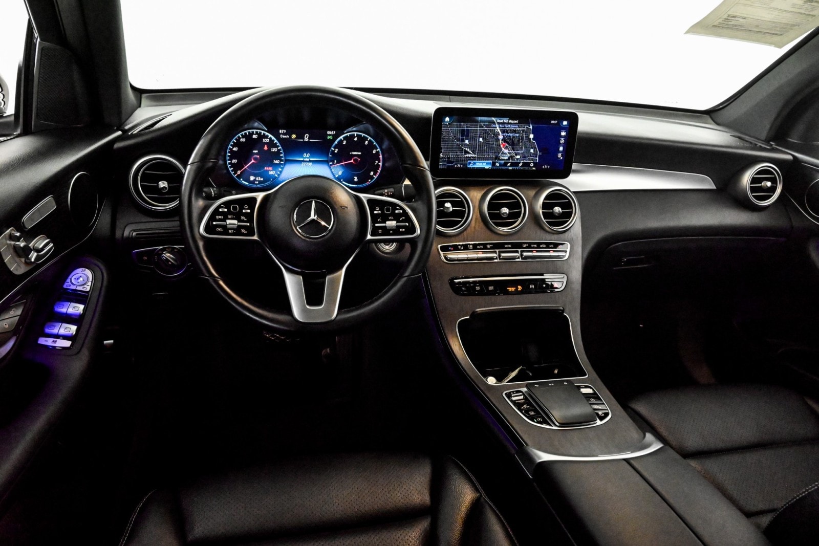 2022 Mercedes Benz GLC 300 4MATIC photo 4