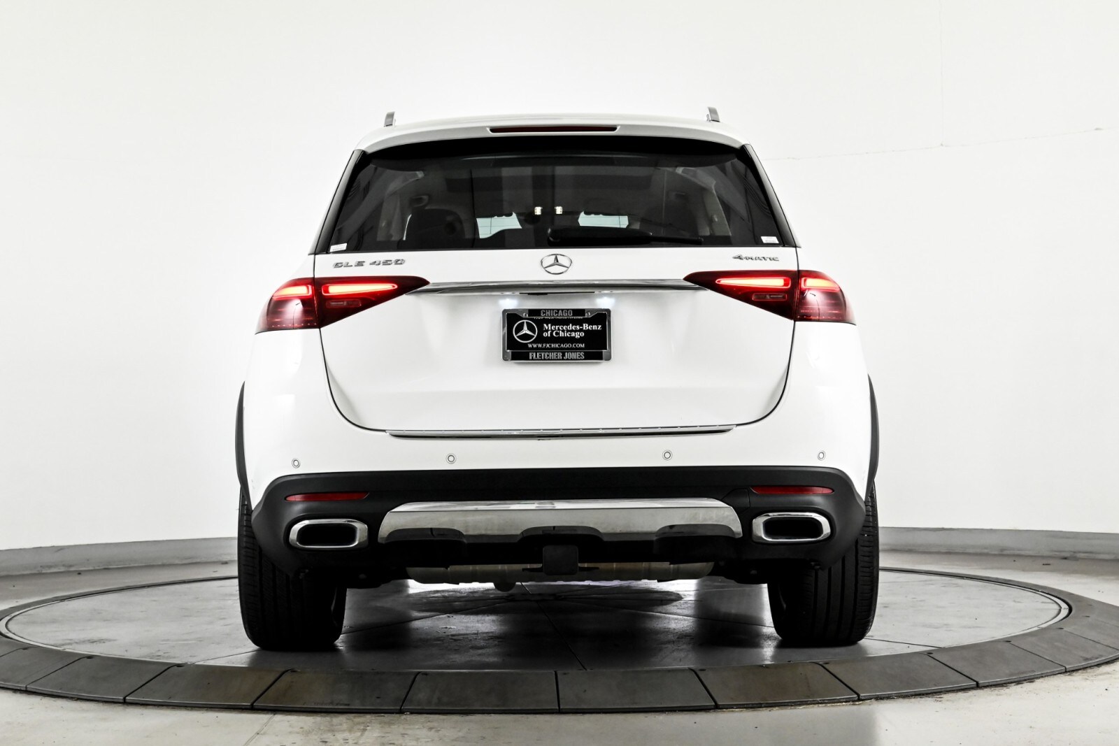 2024 Mercedes Benz GLE 450 photo 2