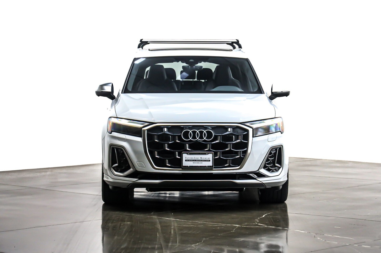 2025 Audi SQ7 Premium Plus photo 2