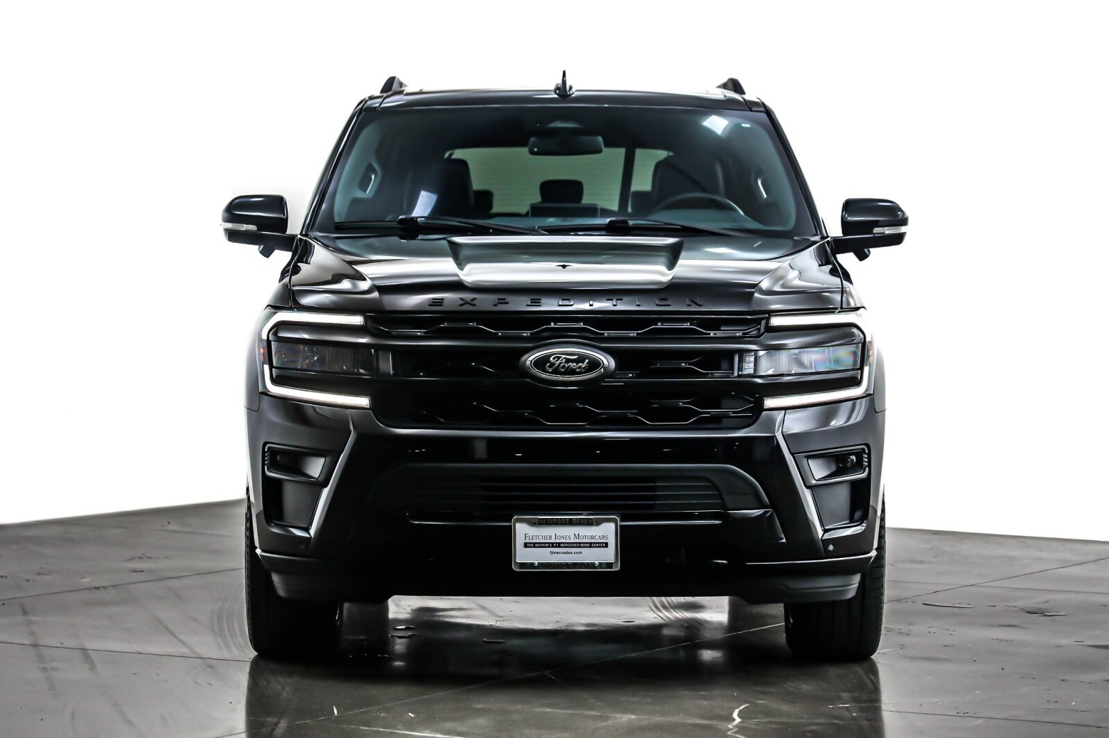 2024 Ford Expedition MAX Limited photo 2
