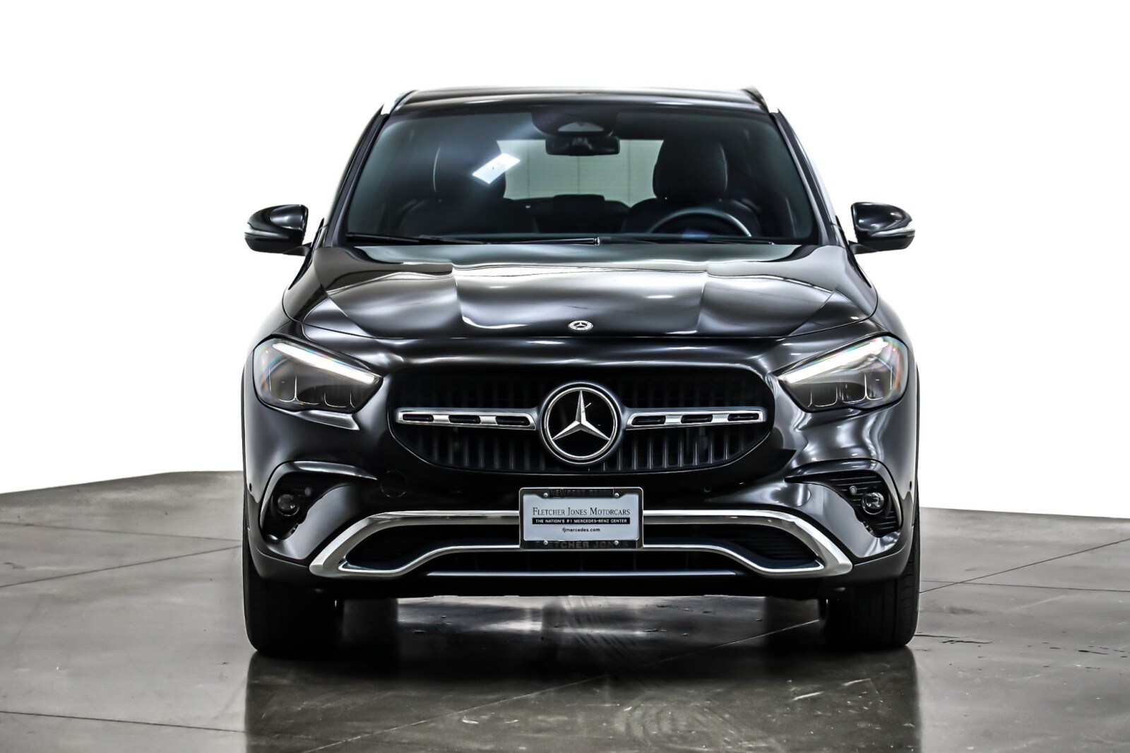 2025 Mercedes Benz GLA 250 photo 2