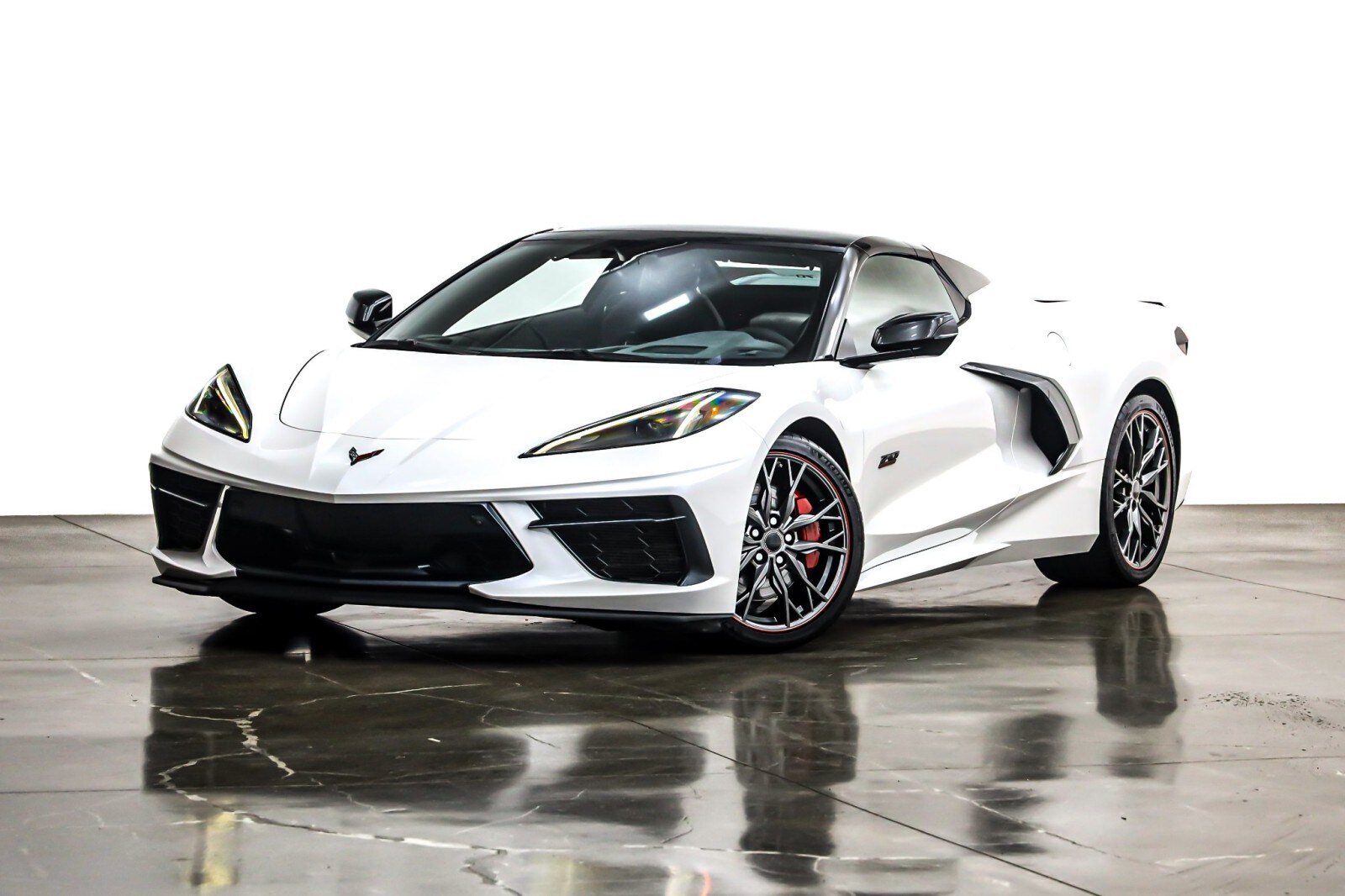 2023 Chevrolet Corvette Stingray 3LT photo 2