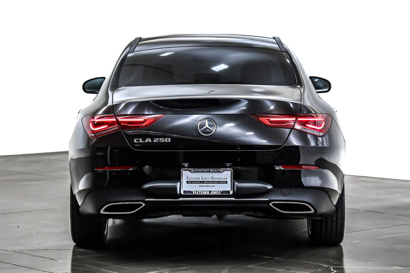 2022 Mercedes Benz CLA 250 photo 3