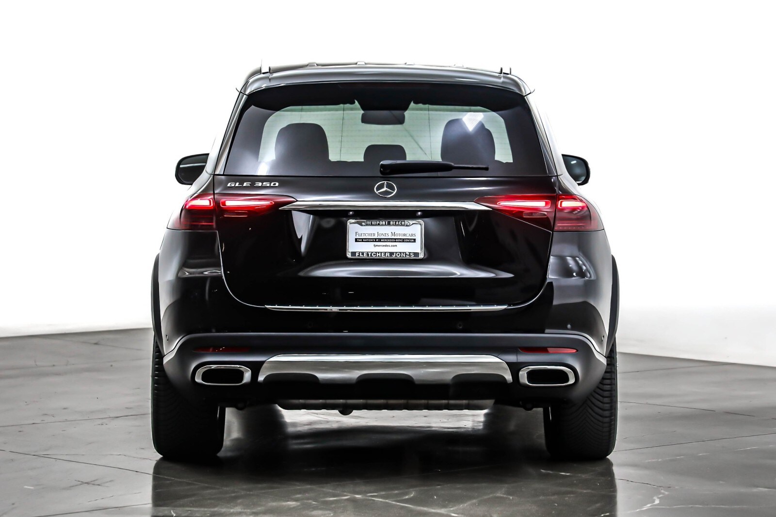 2025 Mercedes Benz GLE 350 4MATIC photo 3