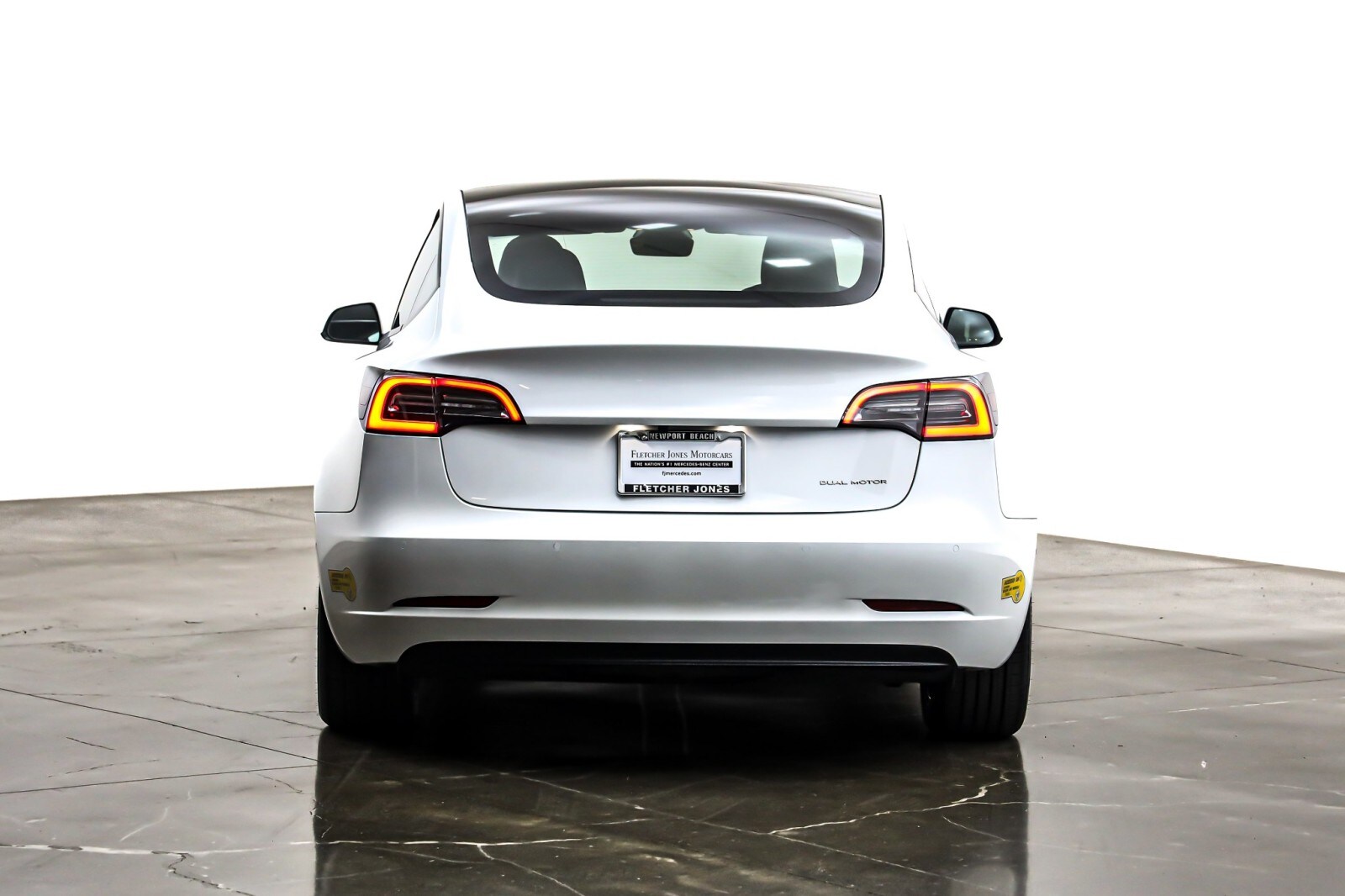 2022 Tesla Model 3 Long Range photo 2