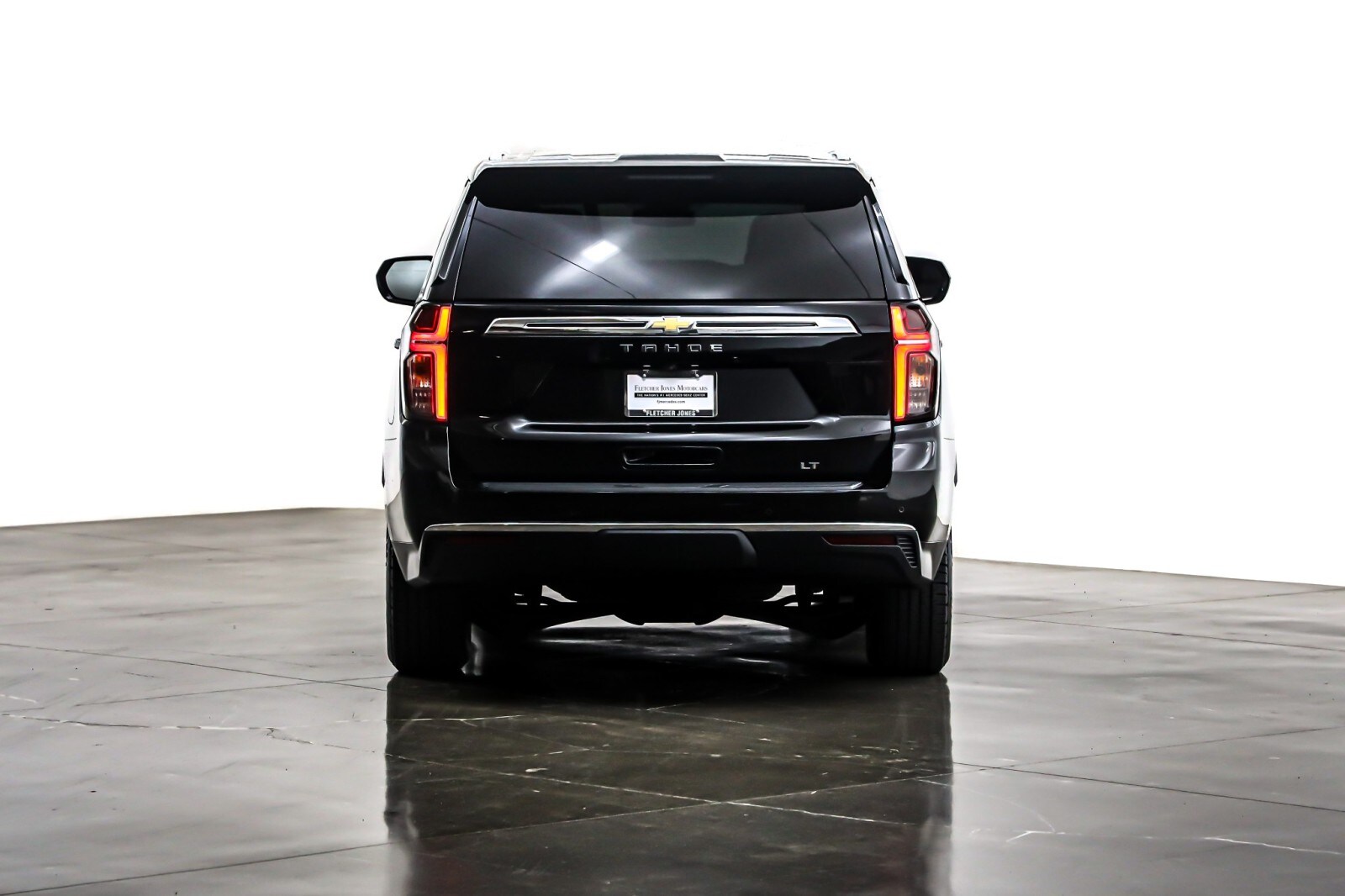 2023 Chevrolet Tahoe LT photo 3